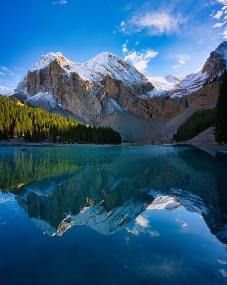 Plan Glacier Lake "Ibón De Plan"